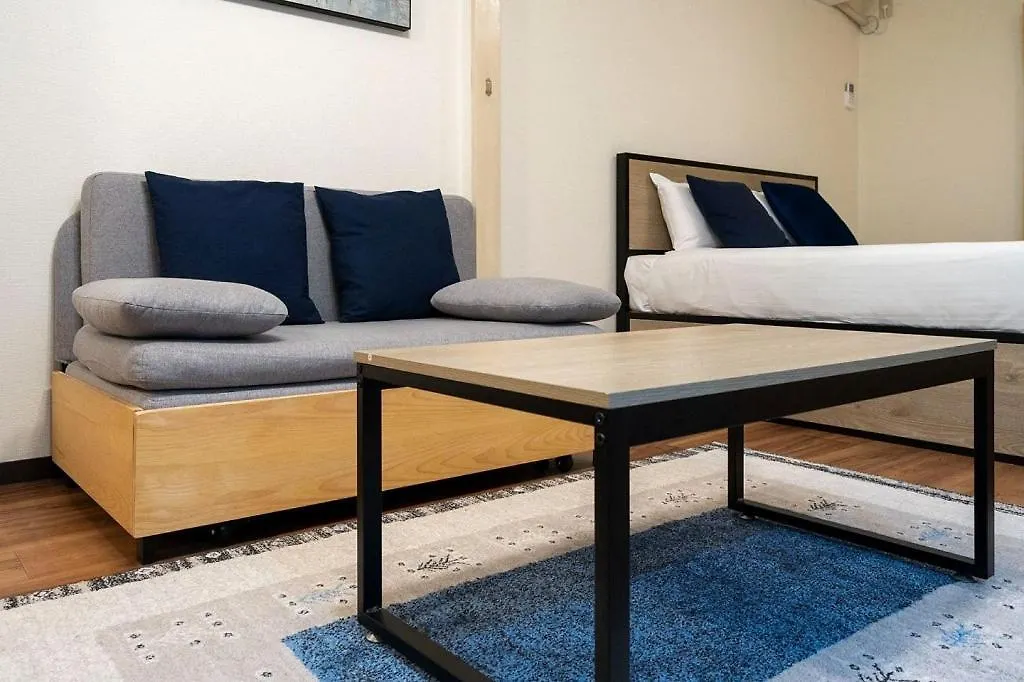 Raffine Nihonbashi Apartment Osaka