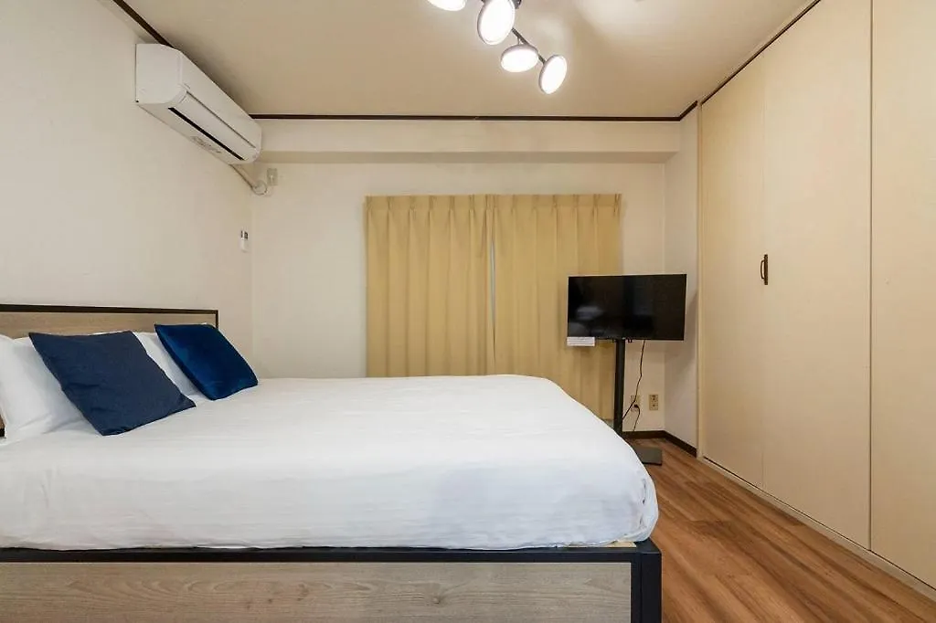 Raffine Nihonbashi Apartment Osaka